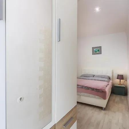 Apartamento Vito Bakar